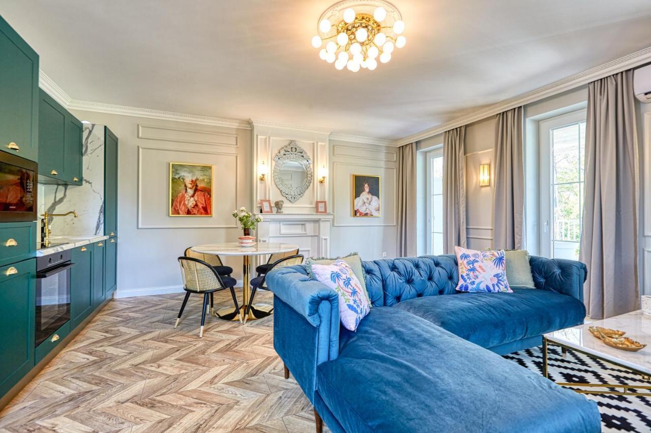The Doors Luxury Apartment Mosonmagyaróvár Zewnętrze zdjęcie