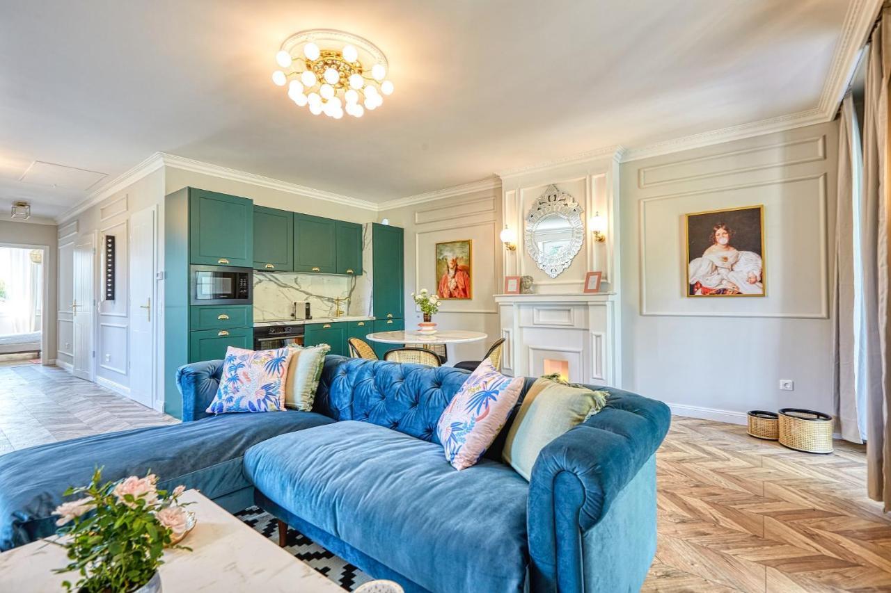 The Doors Luxury Apartment Mosonmagyaróvár Zewnętrze zdjęcie