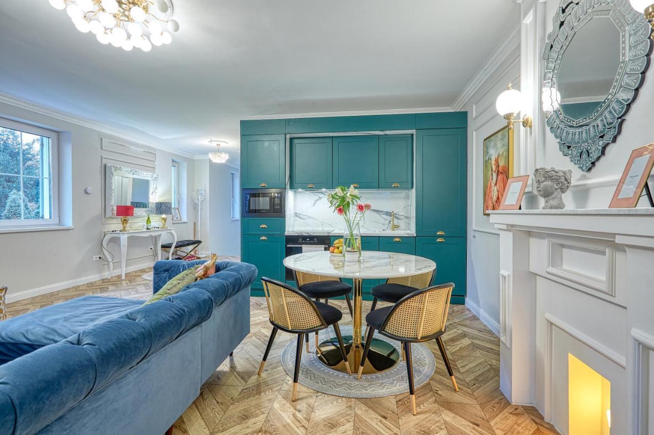 The Doors Luxury Apartment Mosonmagyaróvár Zewnętrze zdjęcie