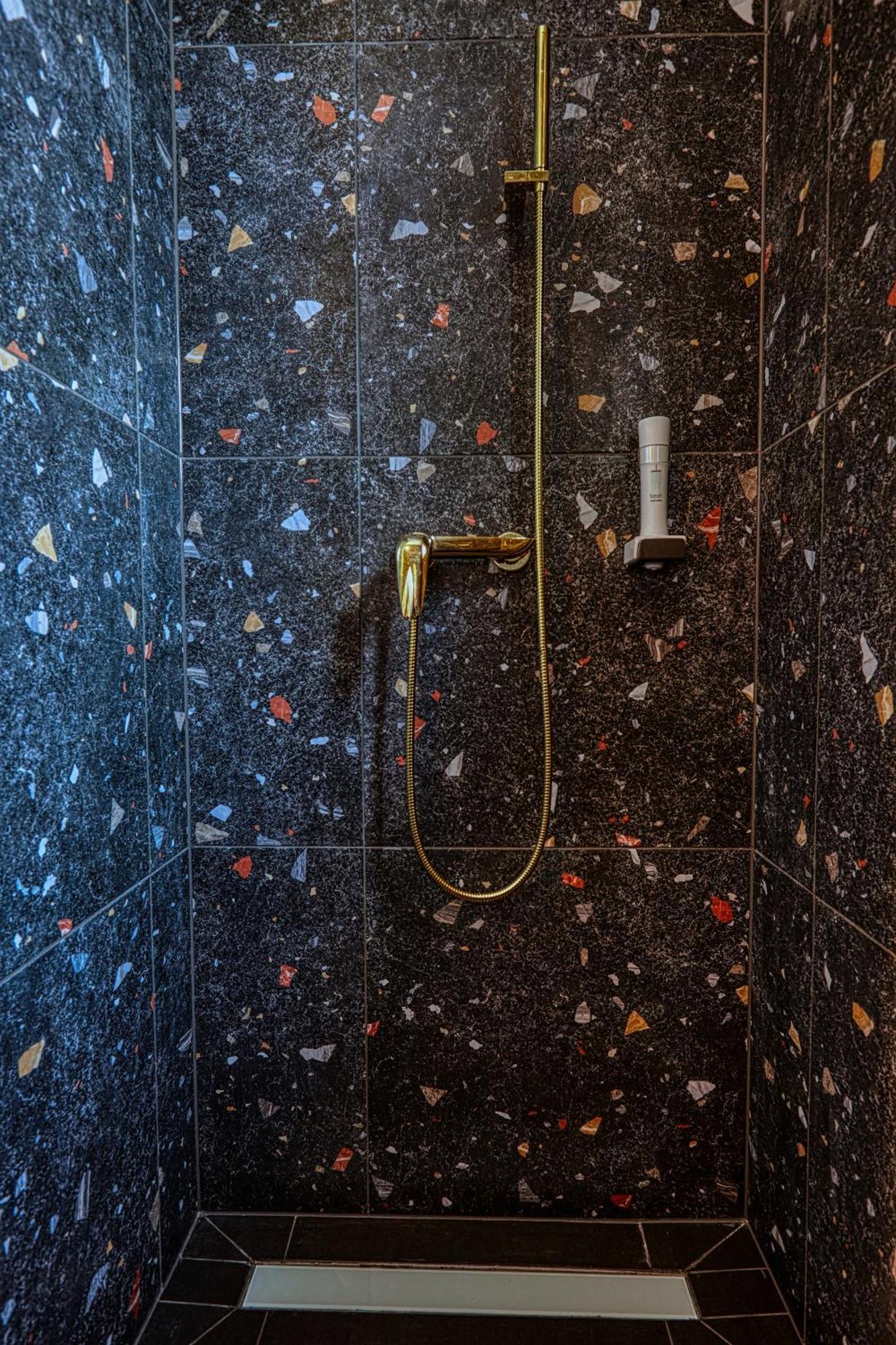 The Doors Luxury Apartment Mosonmagyaróvár Zewnętrze zdjęcie