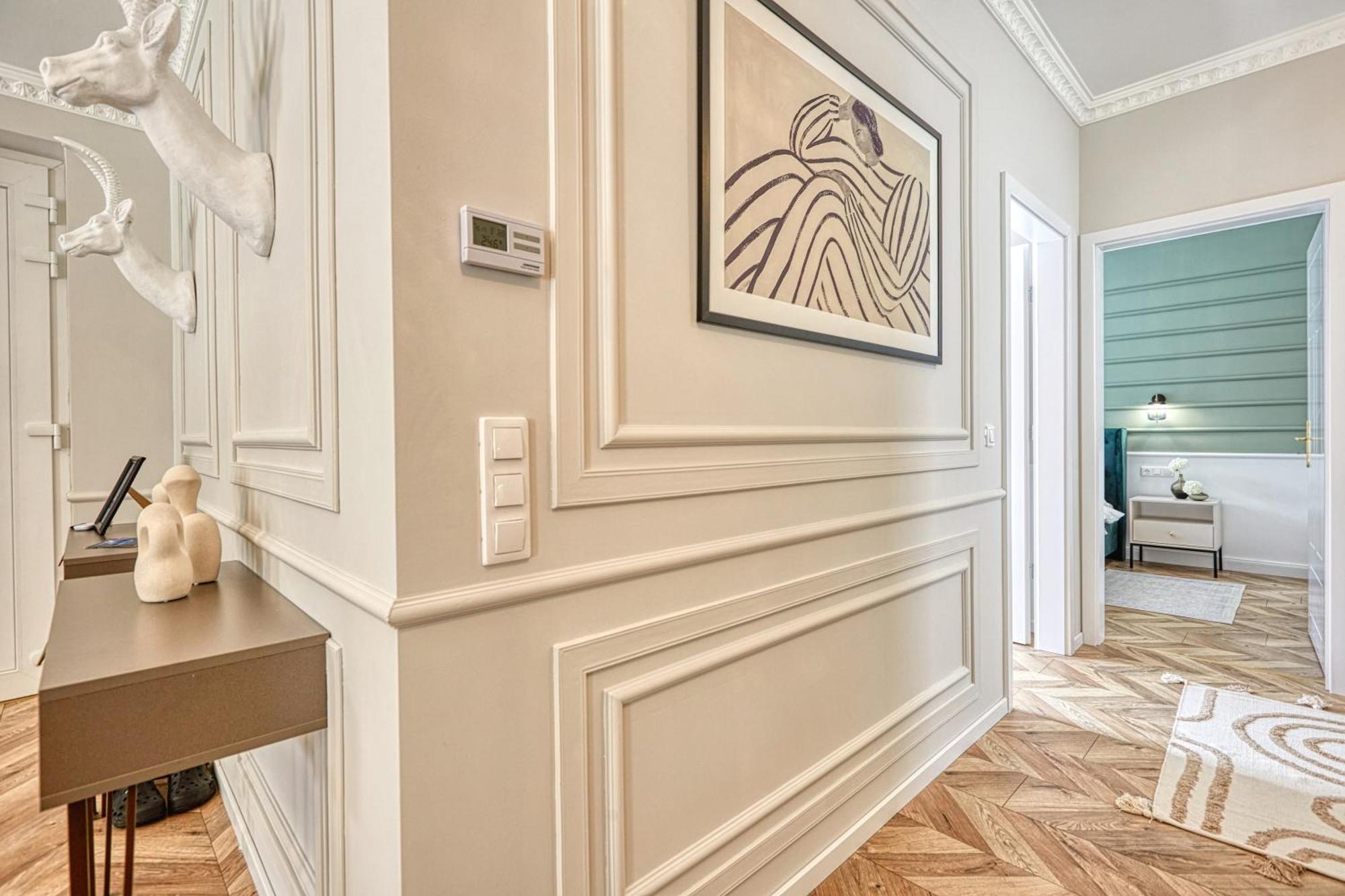 The Doors Luxury Apartment Mosonmagyaróvár Zewnętrze zdjęcie