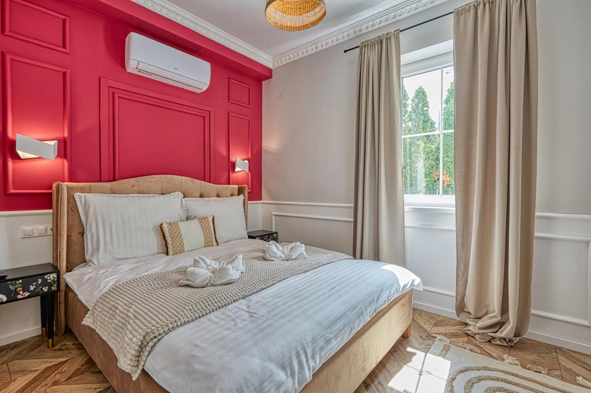 The Doors Luxury Apartment Mosonmagyaróvár Zewnętrze zdjęcie